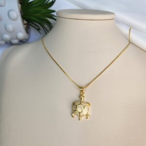 Colar Tartaruga Cravejado