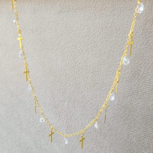 Colar Pingentes Cruz e Pontos De Zircônias