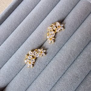Brinco Ear Cuff Com Zircônias
