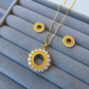 Conjunto Redondo Cravejado