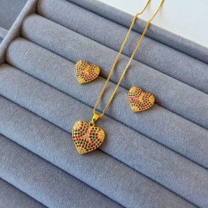 Conjunto Coração Cravejado Colors